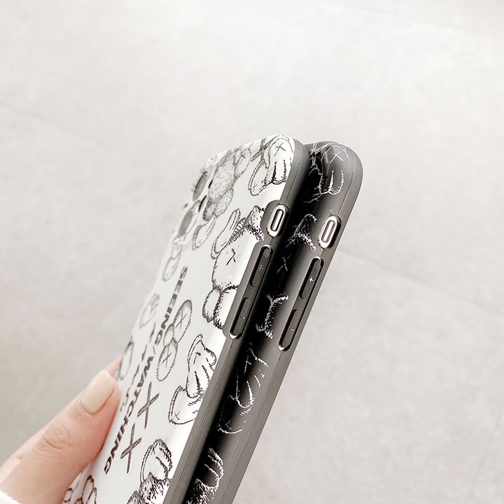 kaws iphone12miniカバー 激安