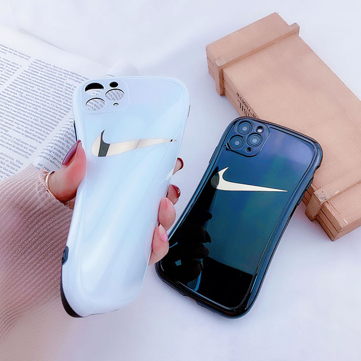 iPhone12Mini Nikeスマホカバー 上品