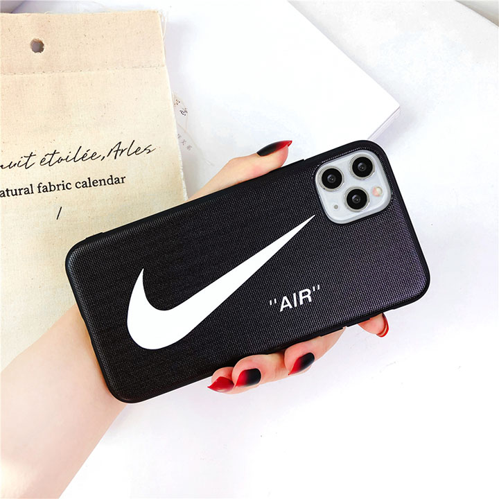 Nike iPhone11promaxケース おすすめ